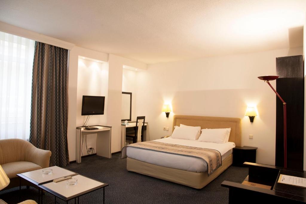 King Hotel